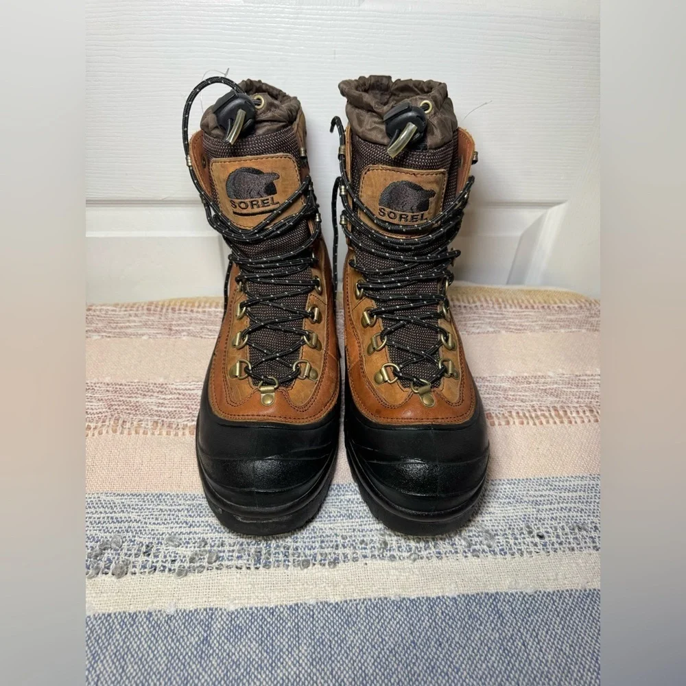Sorel Men's Conquest 400 Gram Winter Boot.